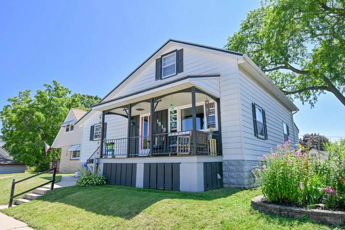 1513 Cherry STREET, South Milwaukee, WI 53172 - #1