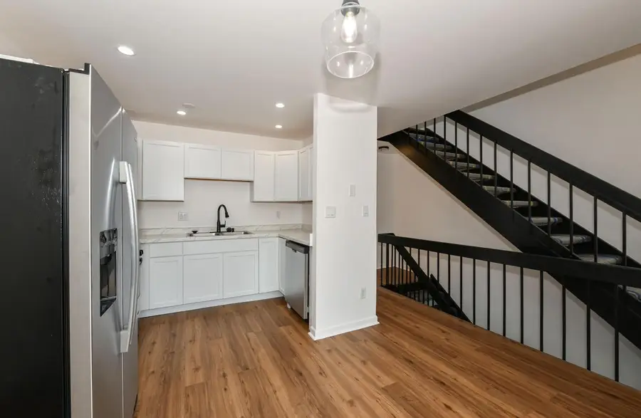 1631 W Edgerton AVENUE #L, Milwaukee, WI 53221 - #2