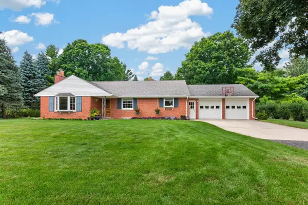 5106 Columbia ROAD, Cedarburg, WI 53012