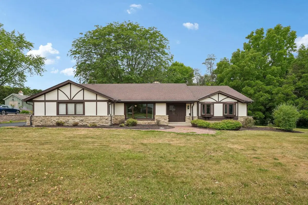 3665 Shadybrook PLACE, Brookfield, WI 53005 - #1