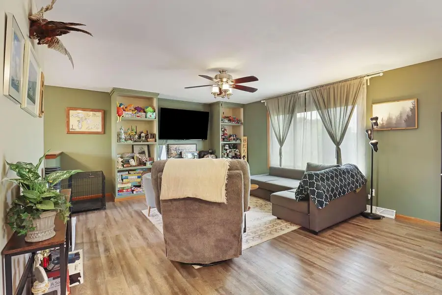 2117 Newberry LANE, Racine, WI 53402 - #2