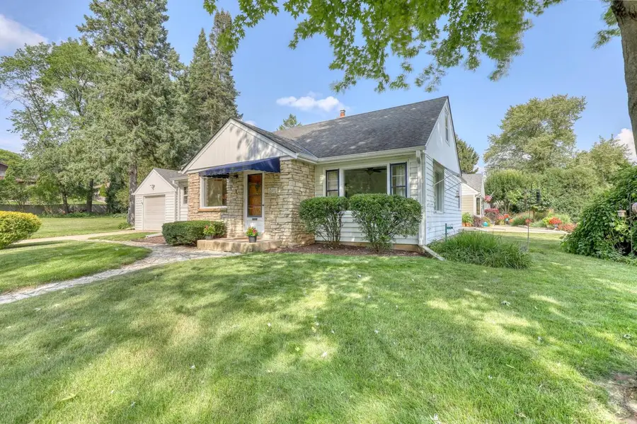 W160N8714 Patton DRIVE, Menomonee Falls, WI 53051 - #2
