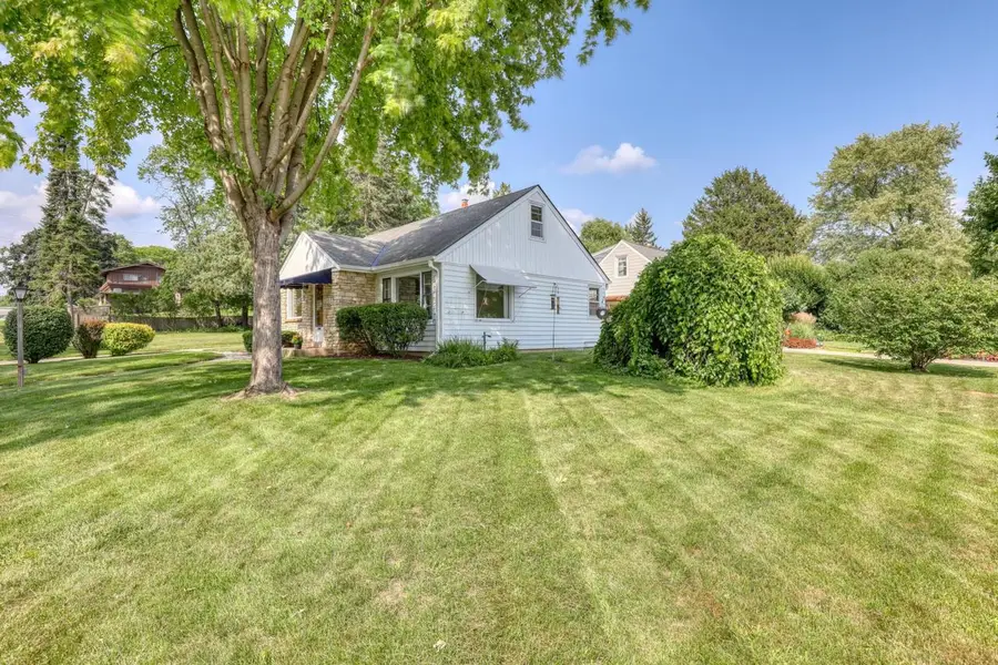 W160N8714 Patton DRIVE, Menomonee Falls, WI 53051 - #3