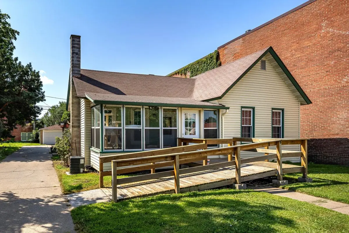 681 W 5TH STREET, Winona, MN 55987 - #1