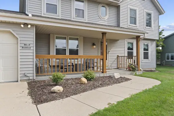 N103W16612 Country COURT, Germantown, WI 53022
