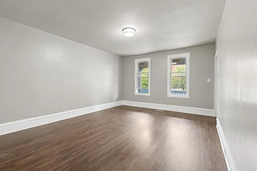 1815 W Becher STREET, Milwaukee, WI 53215 - #3