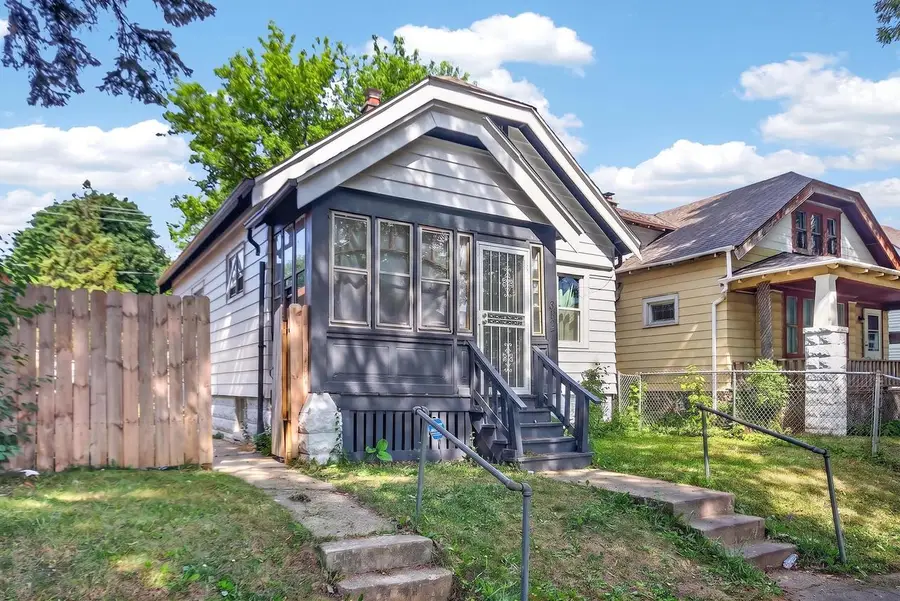 3827 Dr William Finlayson STREET, Milwaukee, WI 53212 - #3