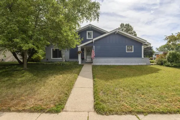 1200 Western TRAIL, Mukwonago, WI 53149