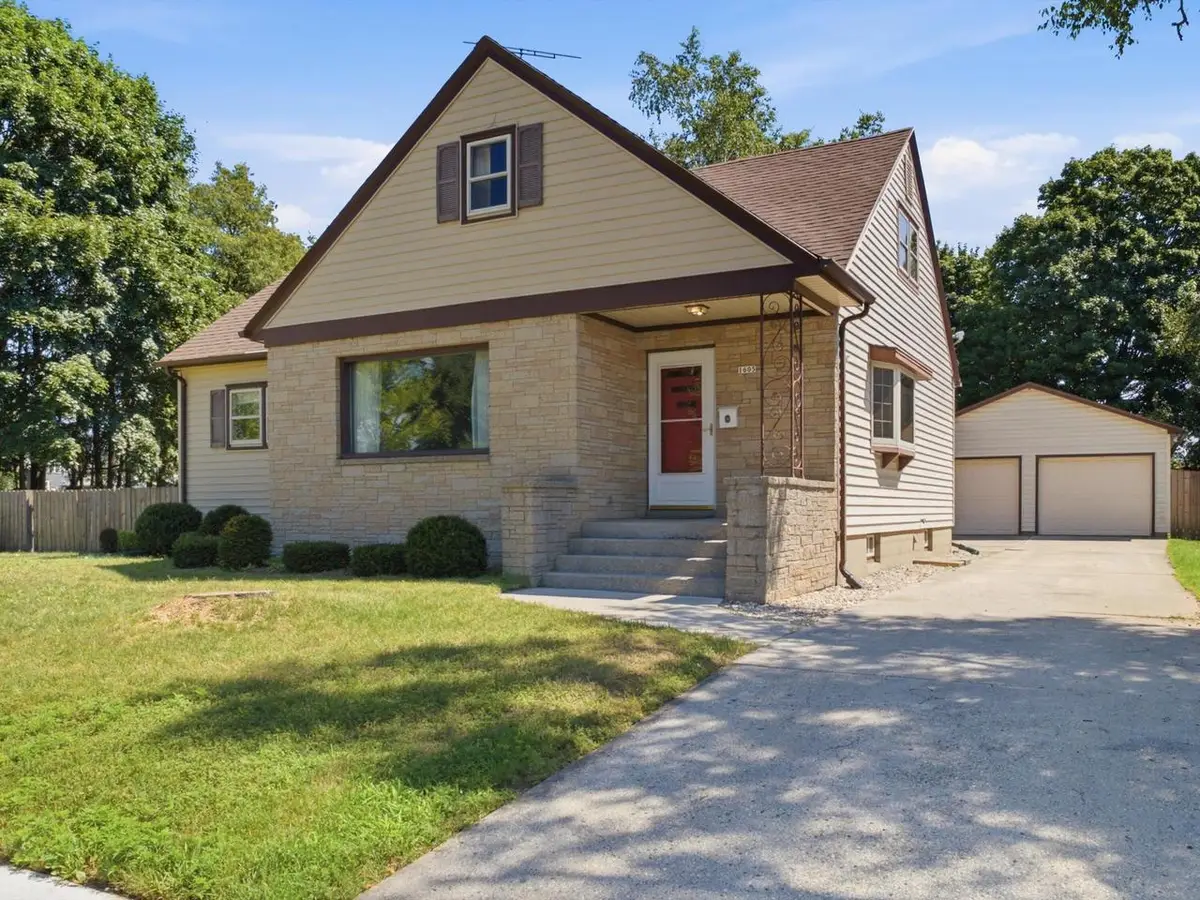 1605 S 18th STREET, Manitowoc, WI 54220 - #1