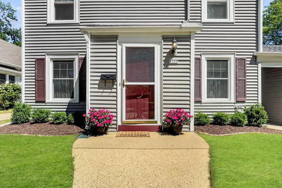 5008 N Elkhart AVENUE, Whitefish Bay, WI 53217 - #2