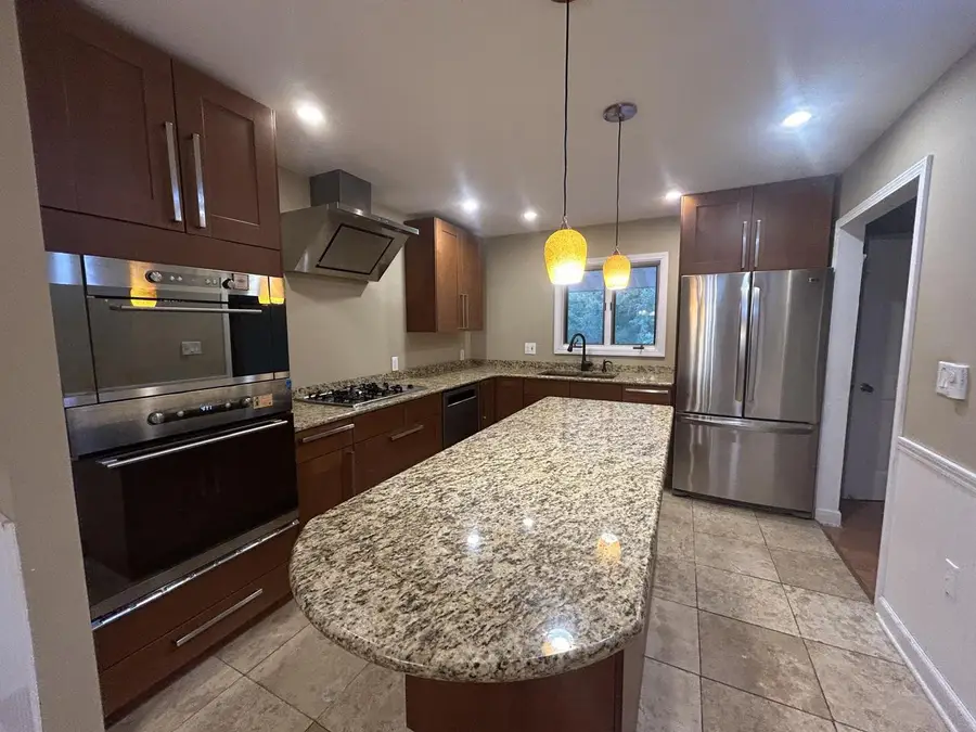 W330N5570 Linden CIRCLE E, Nashotah, WI 53058 - #2