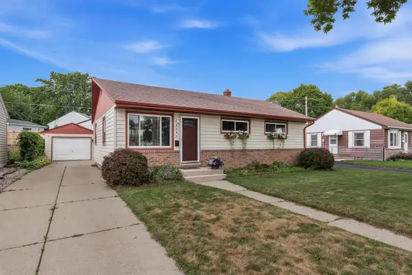 4045 S Hately AVENUE, Saint Francis, WI 53235