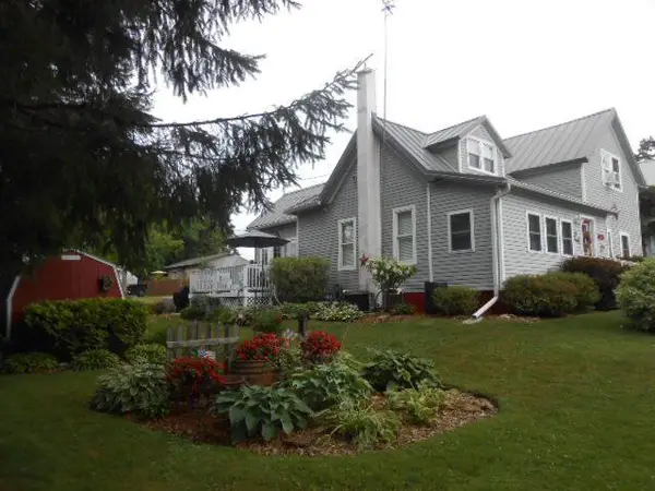 721 FIELD AVENUE, Hillsboro, WI 54634