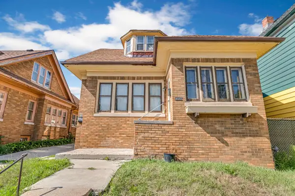 1306 W Keefe AVENUE, Milwaukee, WI 53206