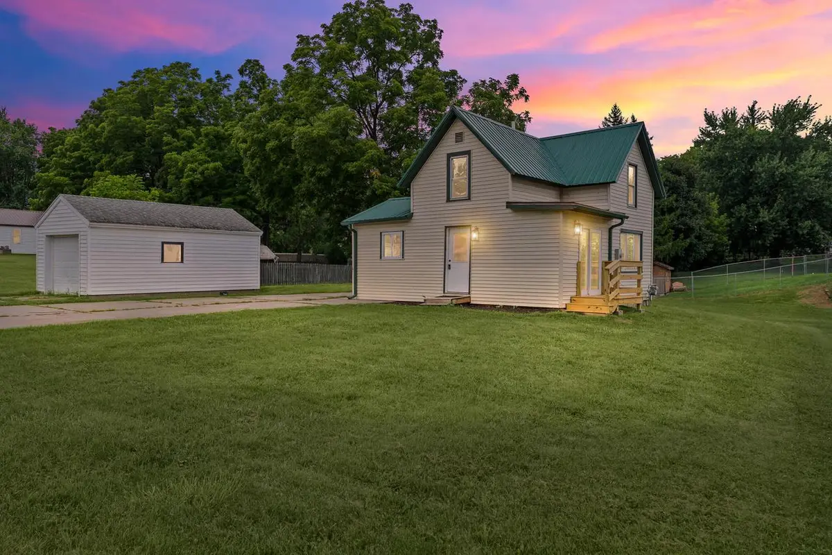 420 South STREET, Cashton, WI 54619 - #1