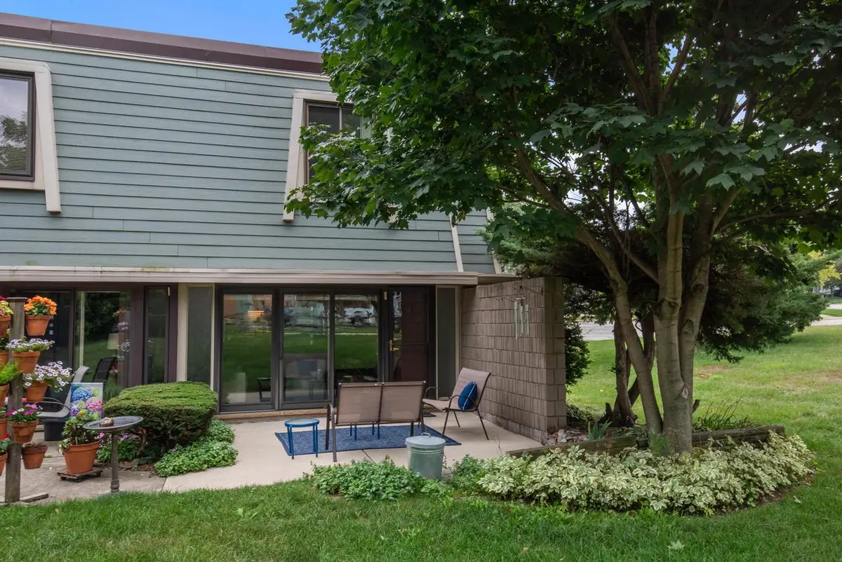 3333 5th AVENUE #2-J, South Milwaukee, WI 53172 - #1