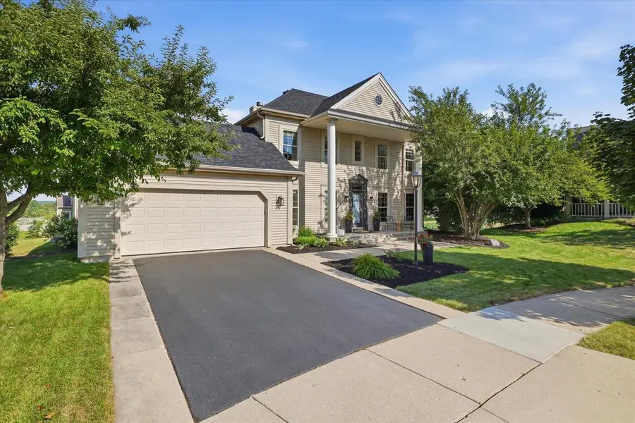 917 Parkton DRIVE, Waukesha, WI 53189 - #2