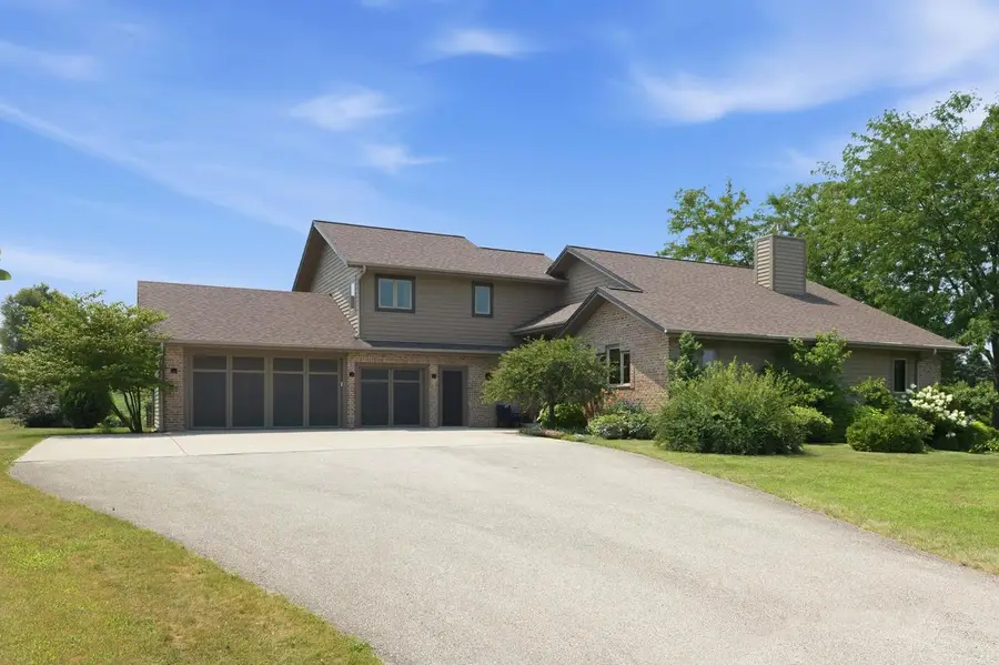37015 Lower Lake ROAD, Oconomowoc, WI 53066 - #2