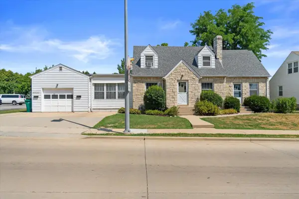N89W15660 Main STREET, Menomonee Falls, WI 53051