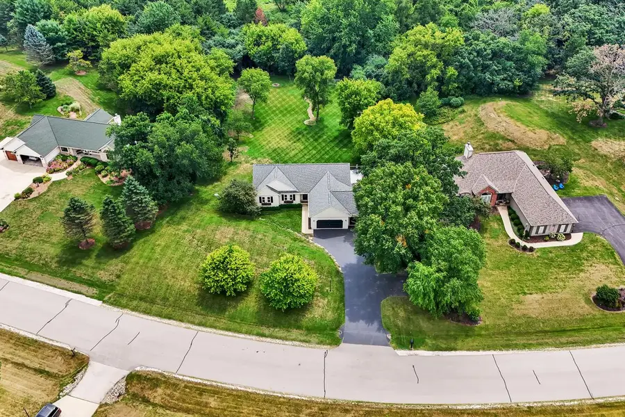 S28W30753 Wild Berry LANE, Waukesha, WI 53188 - #3