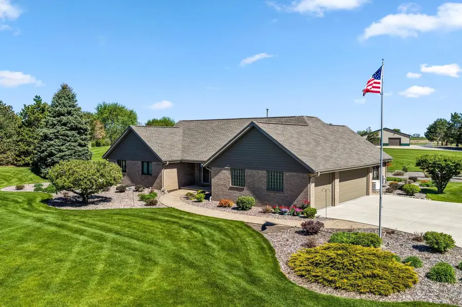 8118 Dunkelow ROAD, Franksville, WI 53126 - #3