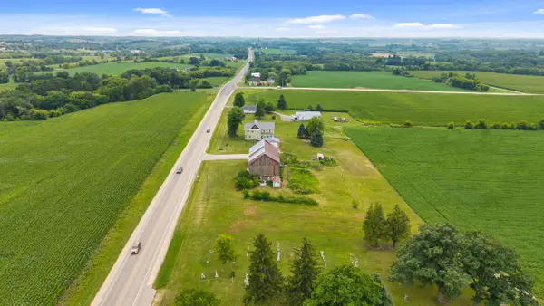 N6173 State Road 67, Iron Ridge, WI 53035