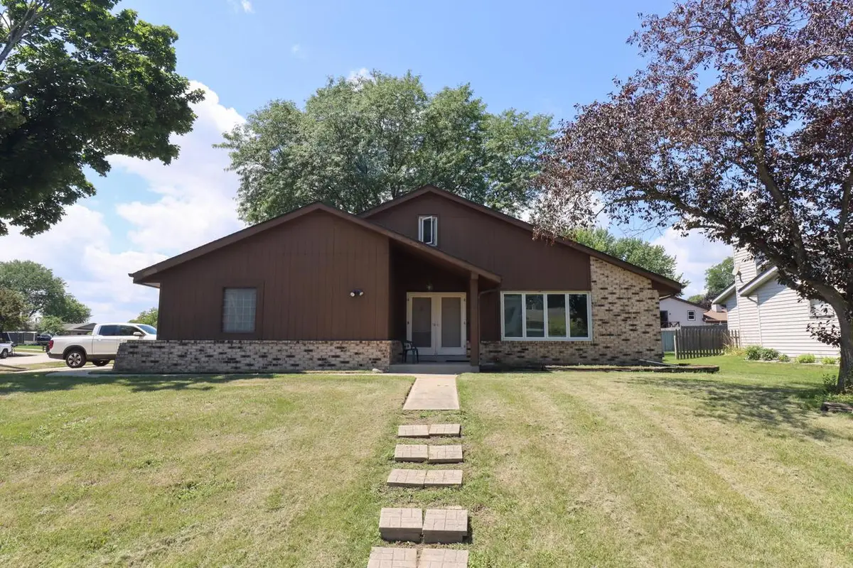 1432 Renee DRIVE, Racine, WI 53406 - #1