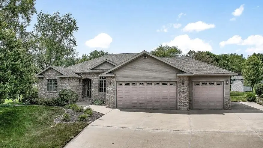 1606 N Jean AVENUE, Marshfield, WI 54449 - #1