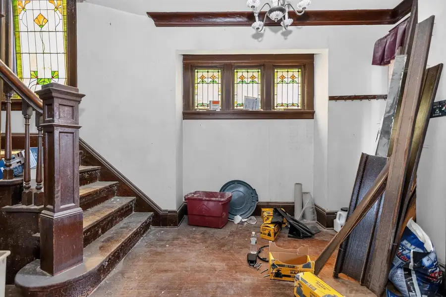 3911 W Roberts STREET, Milwaukee, WI 53208 - #3