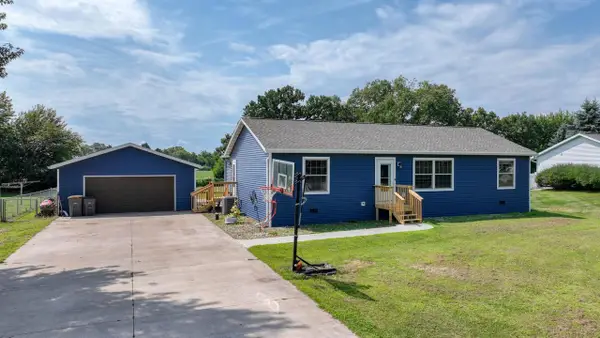 W8249 Woodview DRIVE, Onalaska, WI 54650