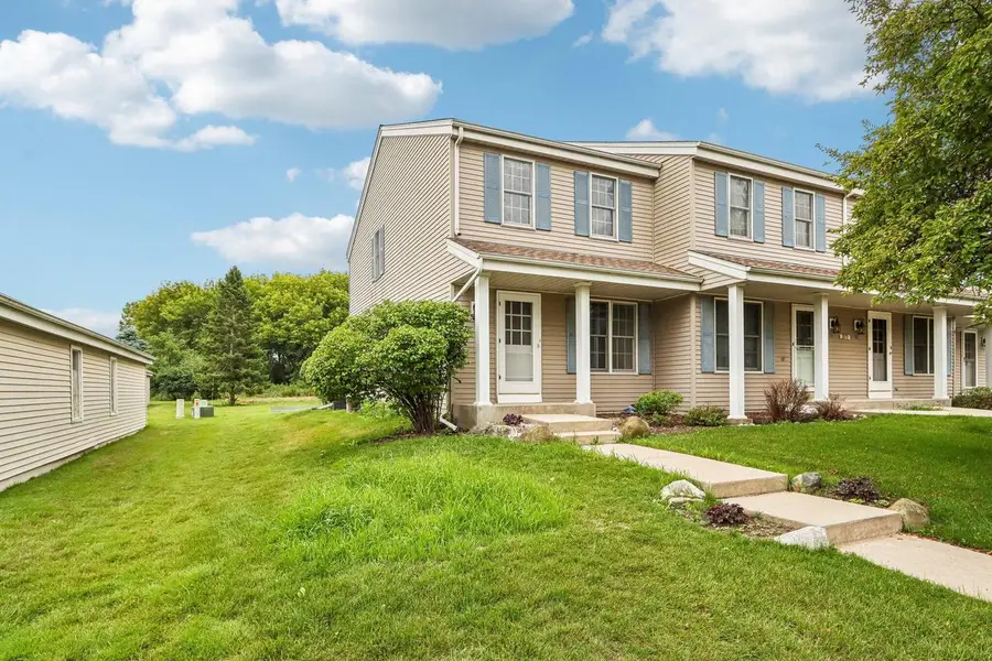 2070 Cliff-Alex COURT S #A, Waukesha, WI 53189 - #3
