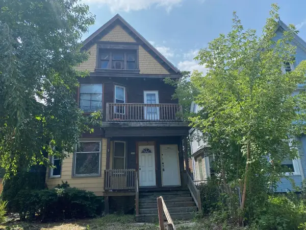 1219 N 31st STREET #1221, Milwaukee, WI 53208