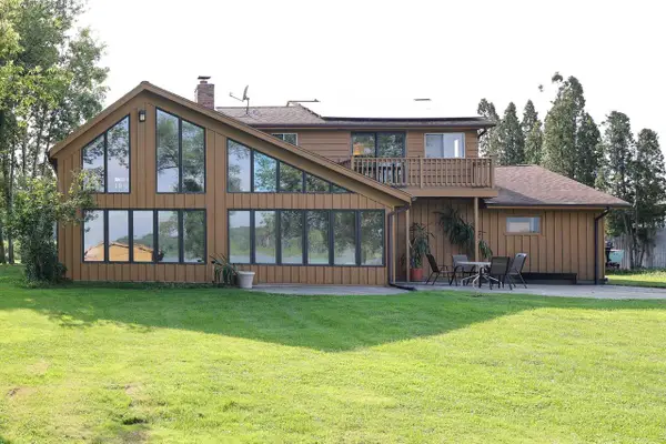 W166S8374 Kurtze LANE, Muskego, WI 53150