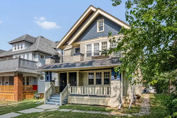 2828 N 49th STREET #2830, Milwaukee, WI 53210