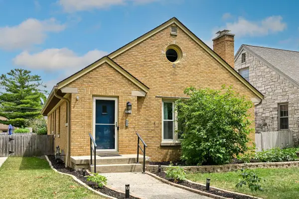 3024 N 85th STREET, Milwaukee, WI 53222