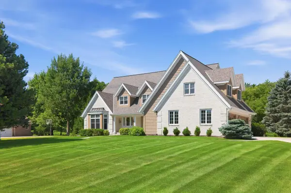 N28W30219 Red Hawk COURT, Pewaukee, WI 53072