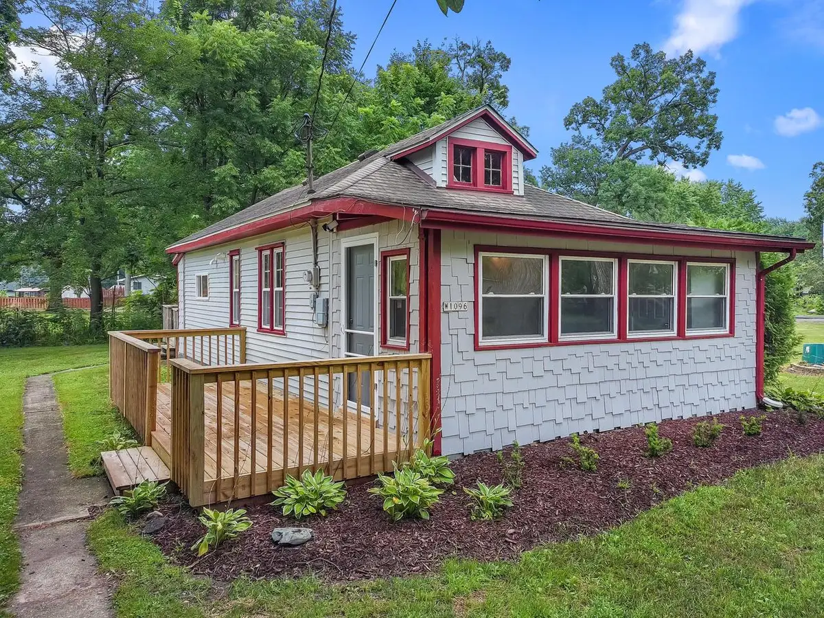 W1096 Crocus ROAD, Genoa City, WI 53128 - #1