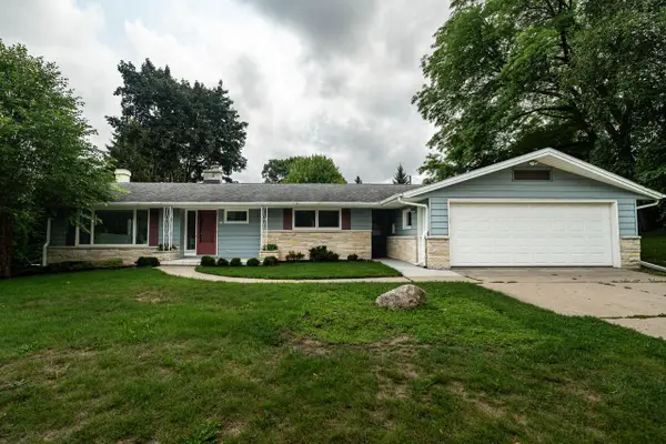 805 W Decorah ROAD, West Bend, WI 53095