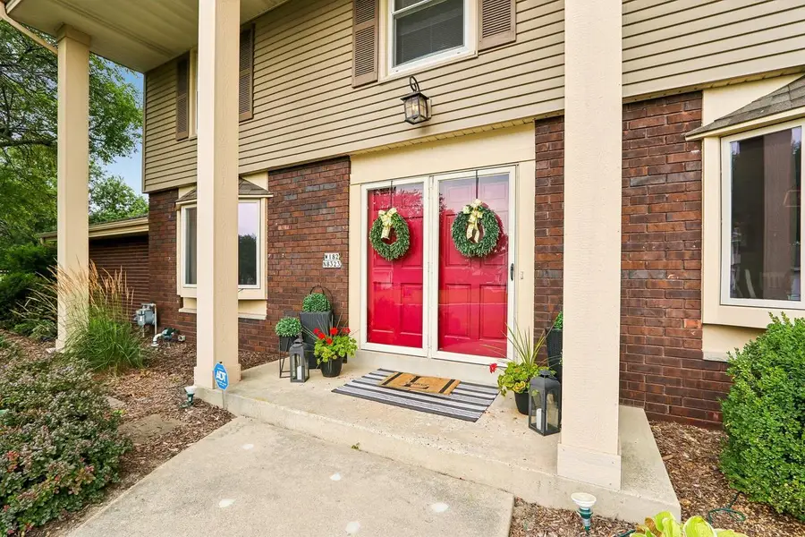 W182N8323 Georgetown DRIVE, Menomonee Falls, WI 53051 - #3