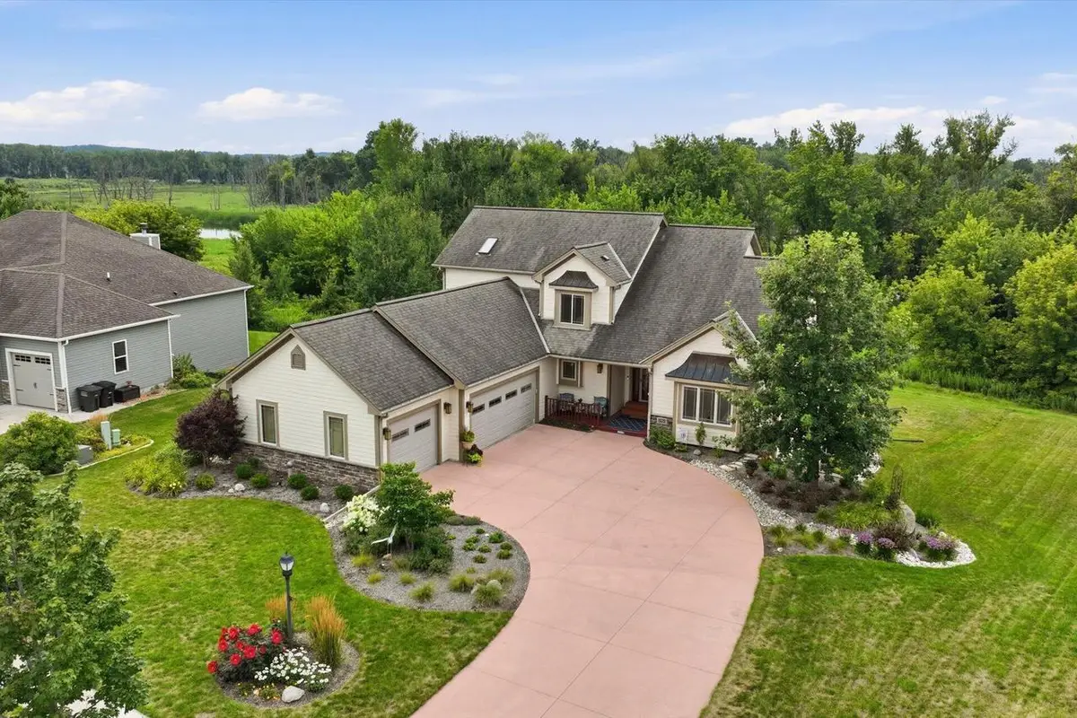 1551 Fox River RUN, Mukwonago, WI 53149 - #1