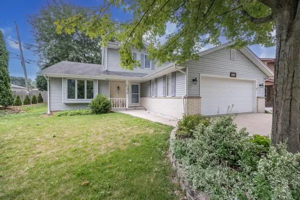 9425 W Harrison AVENUE, West Allis, WI 53227