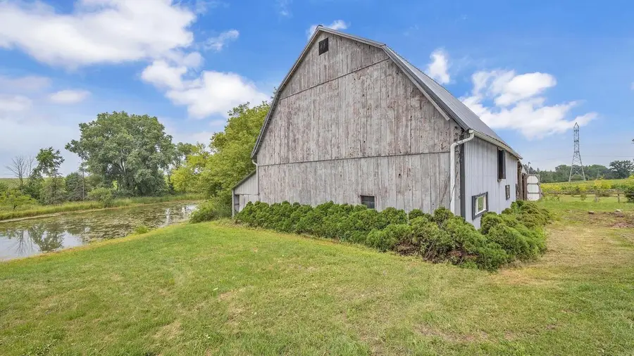 W4272 County Road G, Cedar Grove, WI 53013 - #2