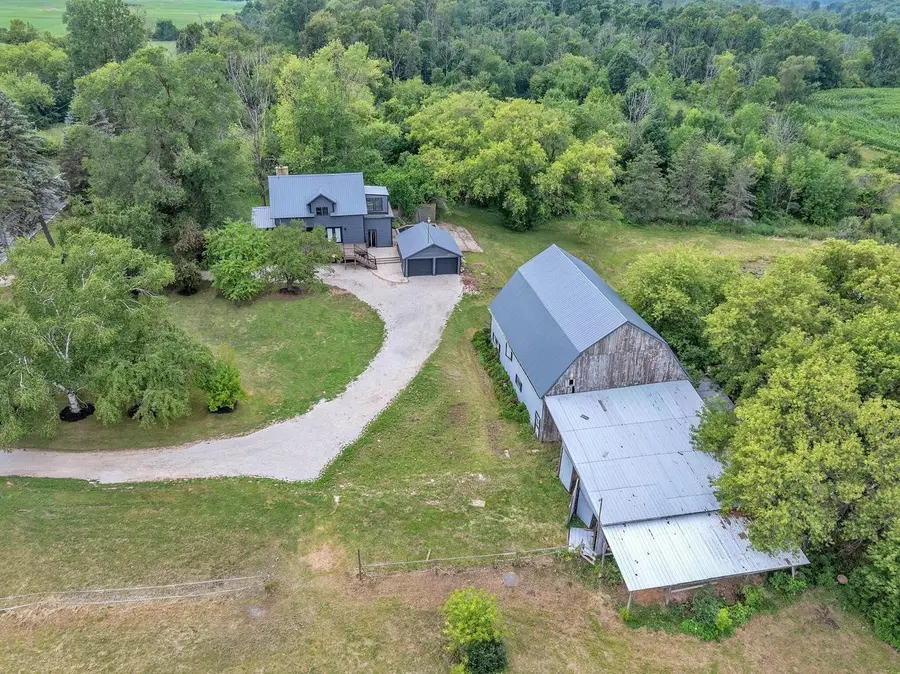 W4272 County Road G, Cedar Grove, WI 53013 - #3