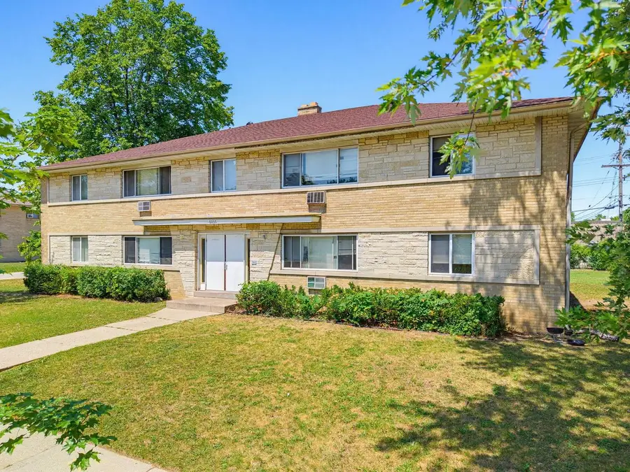 6036 W Kaul AVENUE, Milwaukee, WI 53218 - #2