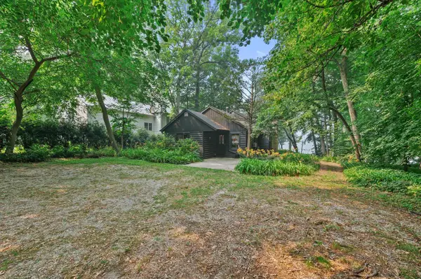 N9063 E Miramar DRIVE, East Troy, WI 53120