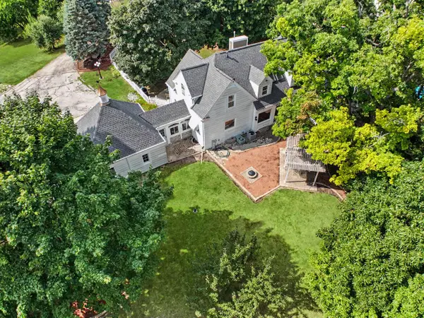 3123 W Grange AVENUE, Greenfield, WI 53221