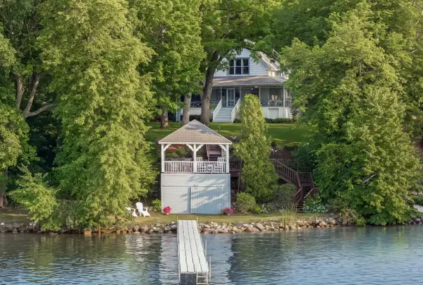 27714 Silver Lake ROAD, Salem, WI 53168