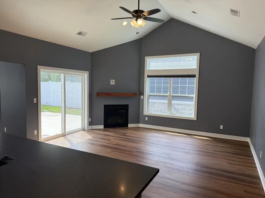 327 Lynx LANE, Manitowoc, WI 54220 - #3