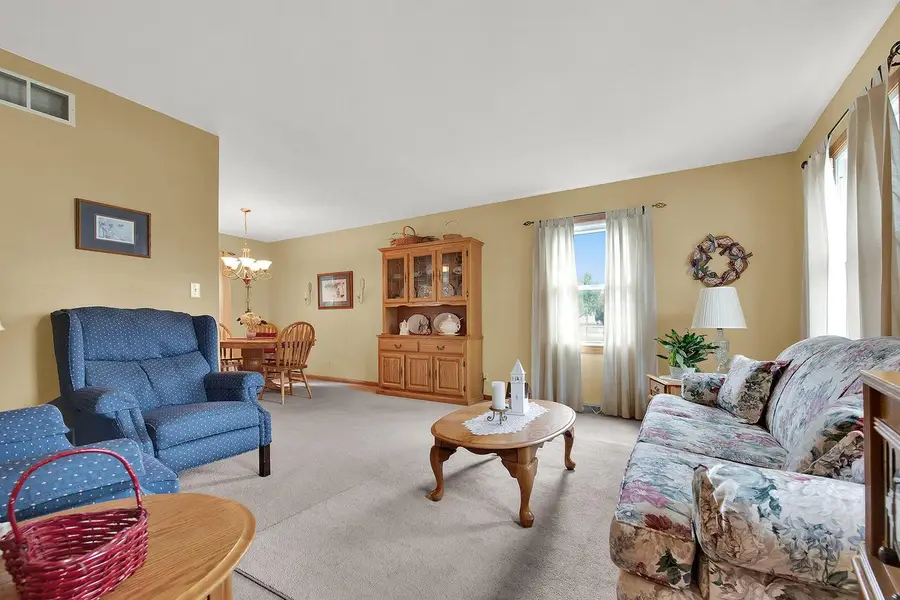 7941 S Cecily DRIVE, Oak Creek, WI 53154 - #2