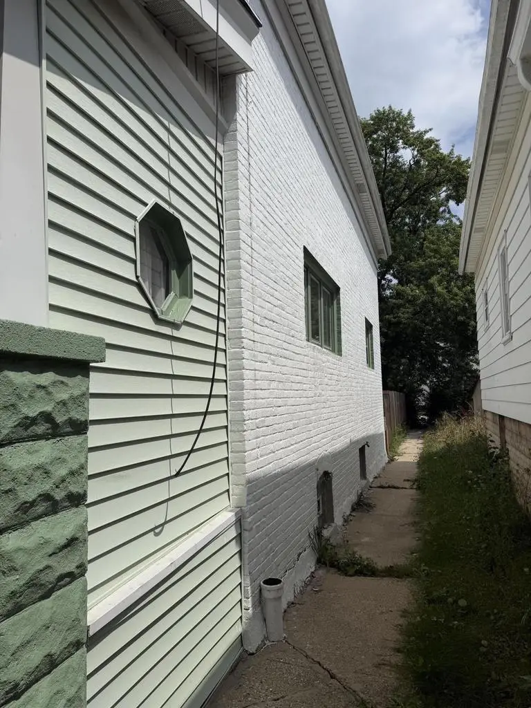 4366 N 14th STREET, Milwaukee, WI 53209 - #3